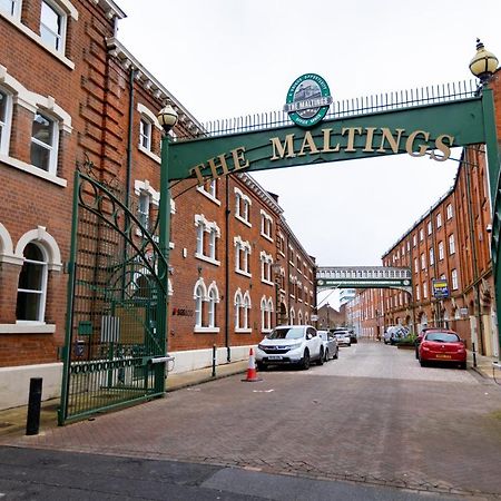 Platform City Theatre Studio With Secure Parking Kingston upon Hull Εξωτερικό φωτογραφία